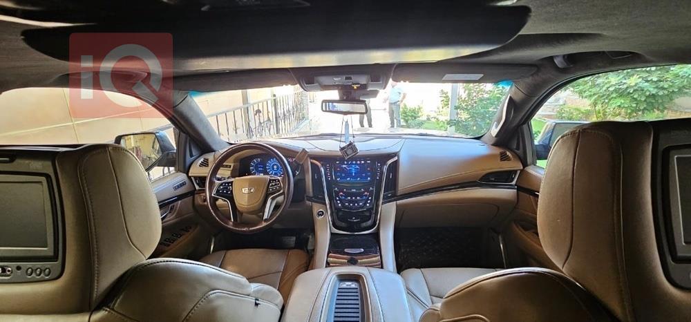 كاديلاك اسكاليد